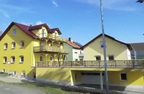 Rottingen Apartamento | Cozy double room (25sqm) with private bathroom
