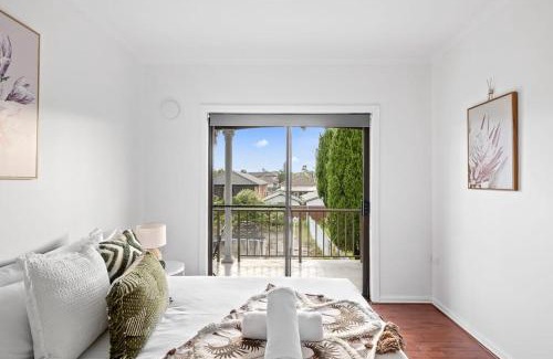 Bankstown Casa | Cozy Double Room in Bankstown Guesthouse