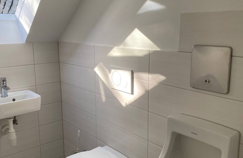 Dahlhaus Casa | Cozy double room with balcony & WiFi - perfect for short trips to Cologne