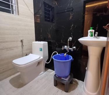 Kalaburagi Apartamento | Cozy Downtown Hideaway