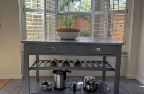 Barton Heights Casa | Cozy downtown home near Zilker park, wonderful neighborhood
