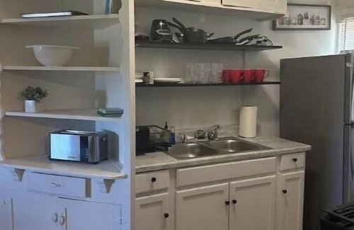 Enid Casa | Cozy Duplex 225