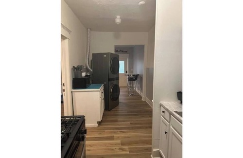 Enid Casa | Cozy Duplex 225