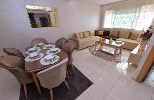 Diour Jamaa Apartamento | Cozy Duplex appartement wifi parking proximité