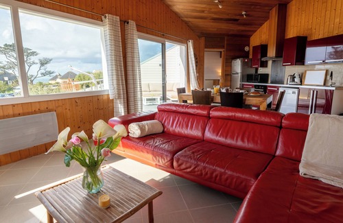 Le Conquet Casa | Acogedor dúplex con sala de estar y piscina con vista al mar