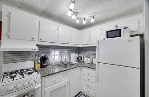 Gouldsboro Cabina | Cozy Eagle Lake 2BR Pocono Cabin Near Attractions