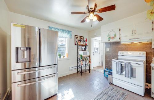 East Helena Casa | Cozy East Helena House with Deck and Private Yard!