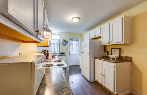 East Pittsburgh Casa | Cozy East Pittsburgh Home - 7 Mi to Frick Park!