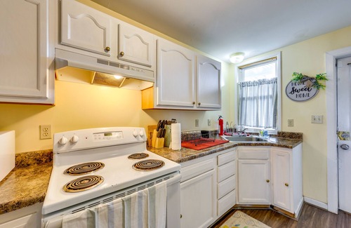 East Pittsburgh Casa | Cozy East Pittsburgh Home - 7 Mi to Frick Park!