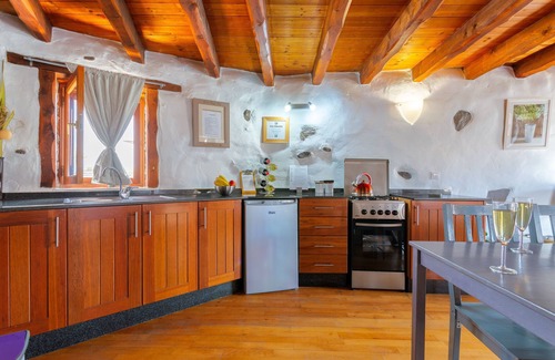 Haria Cabaña | Acogedora cabaña con jardín ecológico, (Eco Garden Cottage), Finca de Arrieta