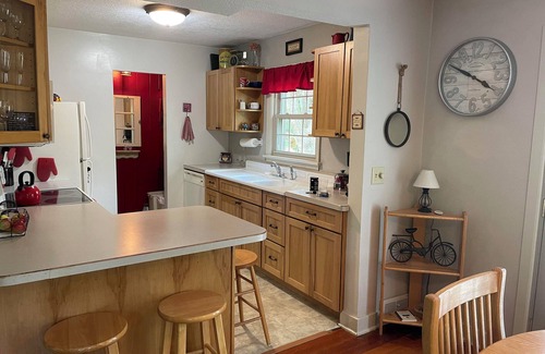 Ironton Casa | Cozy edge of town retreat, closest home to Cuyuna Lakes Trailhead Rally Center.