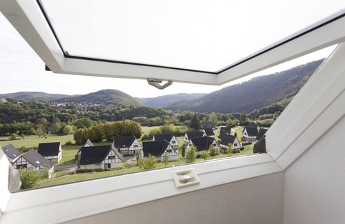 Heimbach Villa | Cómodo chalet cerca de un lago