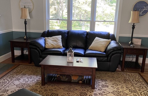Lincolnville Casa | Cozy Escape