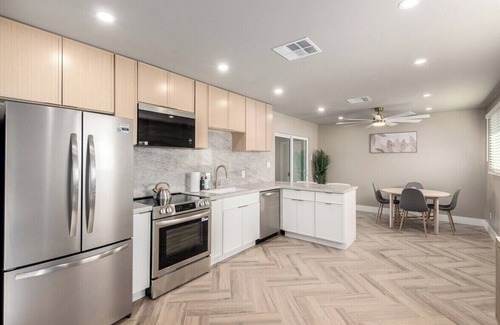 Tempe Casa | Cozy Escape w/Pool & Comfort