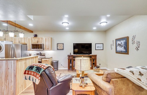 Eureka Casa | Cozy Eureka Getaway - Hike, Bike, Hunt & Fish!