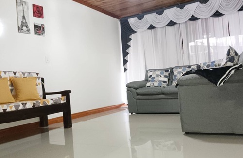 Puntarenas Casa | Cozy Family House, 5 minutes drive to Monteverde Rain Forest and quite area.