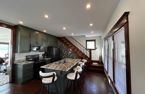 Camanche Casa | Cozy Family-Friendly Riverfront Home. Perfect Setting for All Celebrations!