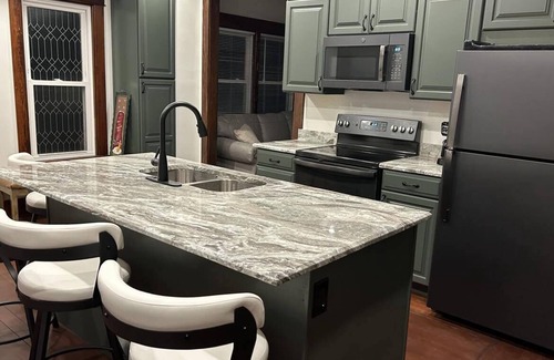 Camanche Casa | Cozy Family-Friendly Riverfront Home. Perfect Setting for All Celebrations!