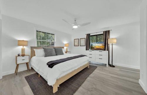 Coeur d'Alene Casa | Cozy Family Home- Modern, Spacious, Fully Stocked