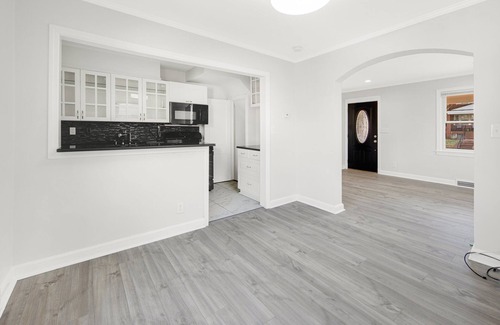 Fairlawn Casa | Cozy Family, Pet-Friendly 3B2B Home in Prime SE DC
