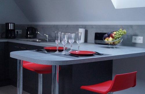 Halluin Apartamento | Estudio rural acogedor con cocina equipada, parking y WIFI cerca de Lille