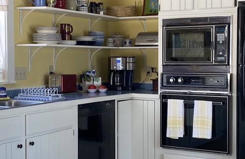 Lyman Casa | Cozy Farmhouse on Southern Maine Horse Farm