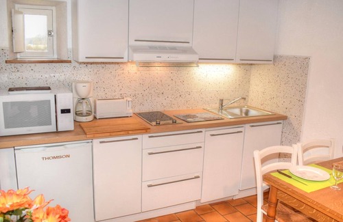Cour-Cheverny Cabaña | Gîte chaleureux à Cour-Cheverny: terrasse, pêche, proche Châteaux de la Loire, animaux acceptés