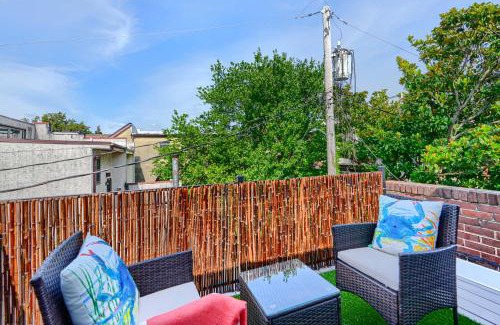 Federal Hill Apartamento | Cozy FedHill Gem plus Parking and Walk to Harbor and Stadiums