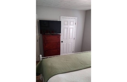 Grovetown Casa | Cozy, Five bedroom Ranch Home.