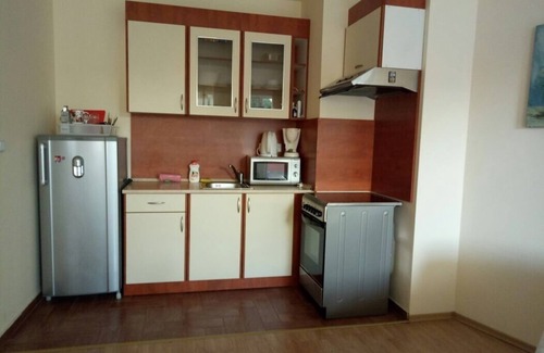 Ravda Apartamento | Acogedor piso en el complejo