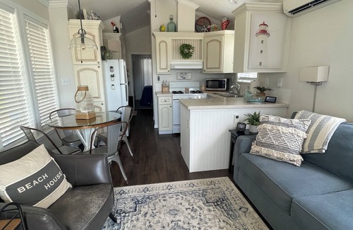 El Jobean Casa | Cozy Florida Resort Cottage