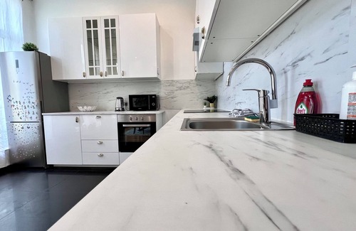 Brussels Apartamento | Cozy for 9 Guests Brussels Midi Station
