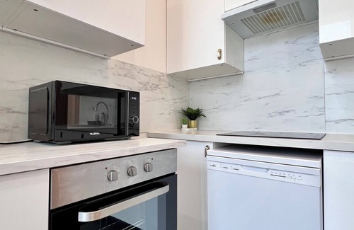 Brussels Apartamento | Cozy for 9 Guests Brussels Midi Station
