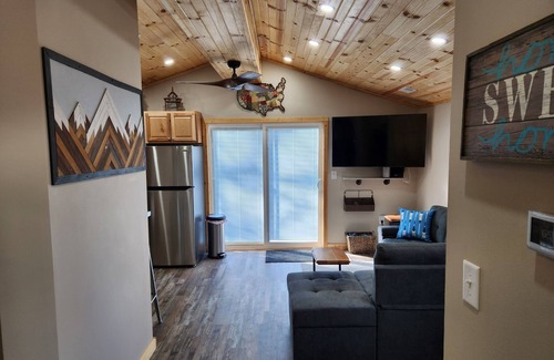 Ottawa Casa | COZY Fox River Retreat