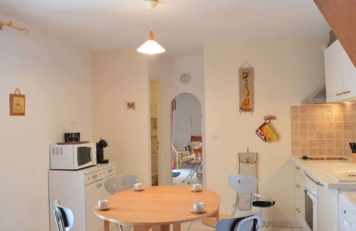 Saint-Pierre-la-Mer Casa | Pabellón con altillo, terraza y A/C a 900m de la playa, 6 plazas, parking privado
