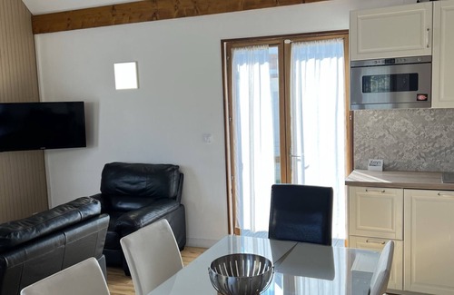 Merville-Franceville-Plage Chalet De Esquí | Chalet de 78m² avec Jardin Privé, Proche Plage et Commerce, 3 Chambres pour 6 Personnes