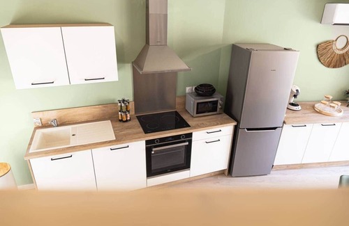 Saint-Paul-Trois-Chateaux Apartamento | Dúplex - patio - 6 personas - pueblo histórico