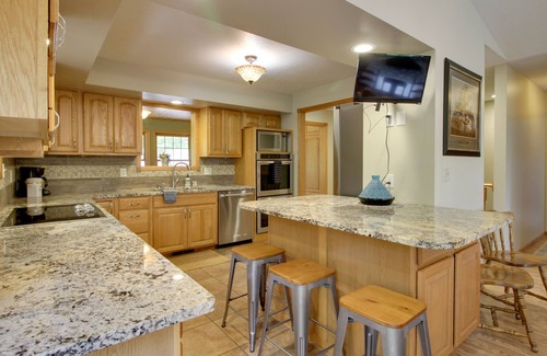 Frazee Casa | Cozy Frazee Lake Home w/ Hot Tub & Fire Pit!
