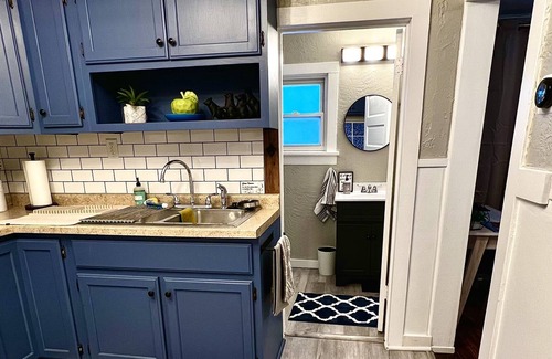 Creston Casa | Cozy Fun House Close to Breweries: Firepit & Games