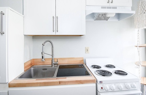 Miller Southside Apartamento | Cozy Game Day Rental - Walking distance to Lane Stadium