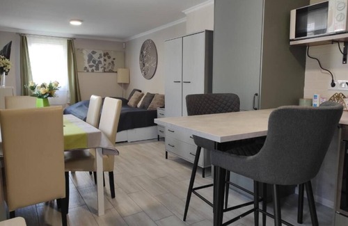 Torokbalint Casa | Cozy garden city atmosphere 10 minutes from Budapest dogs welcome