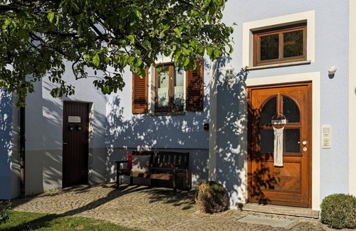 Ornbau Apartamento | Cozy garden shed to linger in with garage