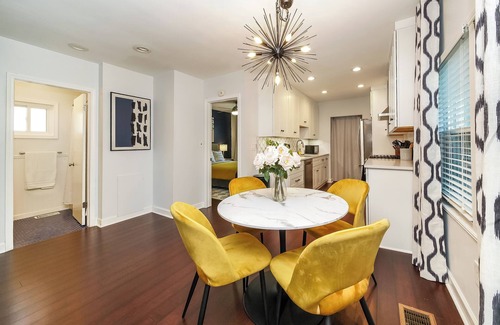 Berkley Casa | Cozy Gem, Hot Tub, close to downtown Berkley shops and restaurants