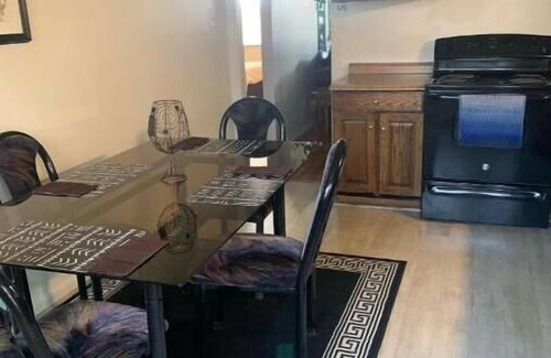 Northeast Park Hill Casa | Cozy Get Away Home