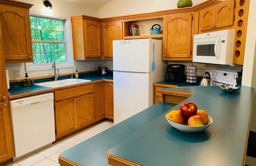 Hot Springs Village Casa | Cozy getaway on Ponce de Leon golf course.