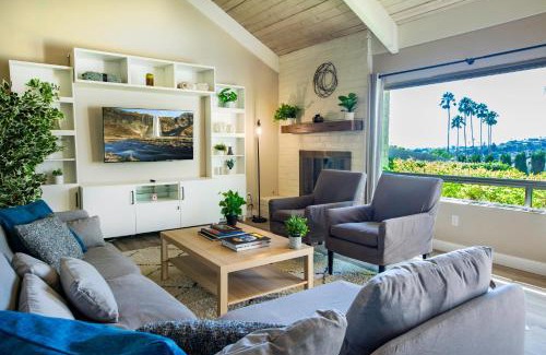 Bay Ho Casa | Cozy Getaway. Fire Pit and Endless Views! 5 Beds