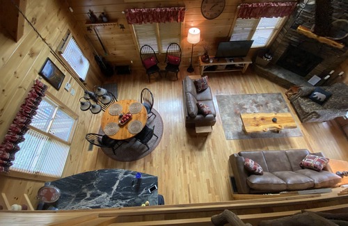 Foxfire Estates Cabina | Un cambio de altitud 15+ millas y 2 vistas a la montaña estatal Capacidad para 6 Blue Ridge, GA