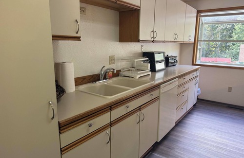 Woodinville Casa | Cozy Getaway Minutes to Wineries & Trails
