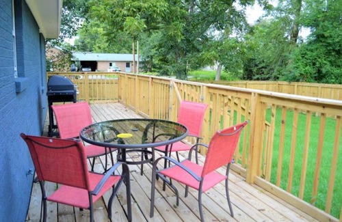 Hattiesburg Casa | "Cozy Getaway"