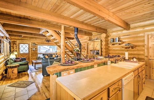 Essex Cabina | Glacier Park 2BR Log Cabin, '¡Mejor en el Oeste!'